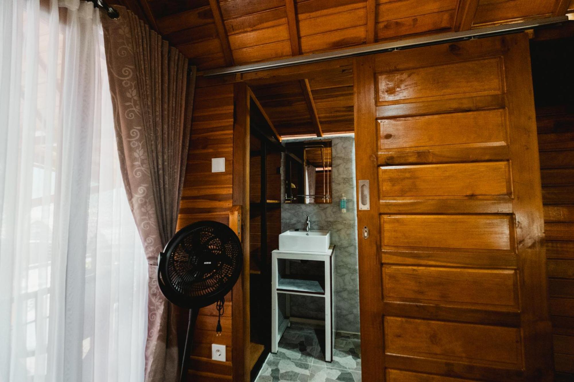 The Polumb Garden Bedugul Hotel Selemadeg Exterior foto