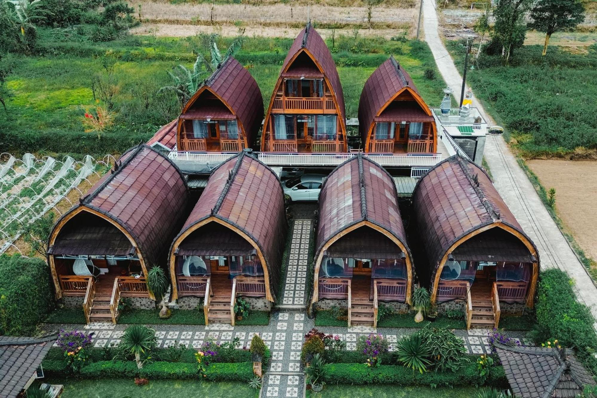 The Polumb Garden Bedugul Hotel Selemadeg Exterior foto